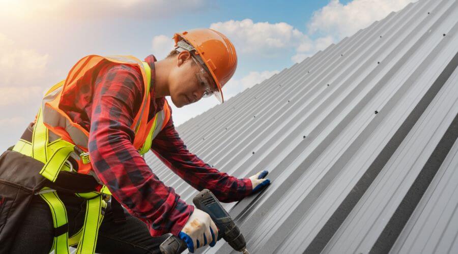 Professional Emergency Roof Repairs services in Mansfield, AR